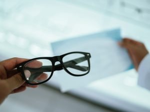 Prescription vs. Over-the-Counter Reading Glasses: What’s the Difference?
